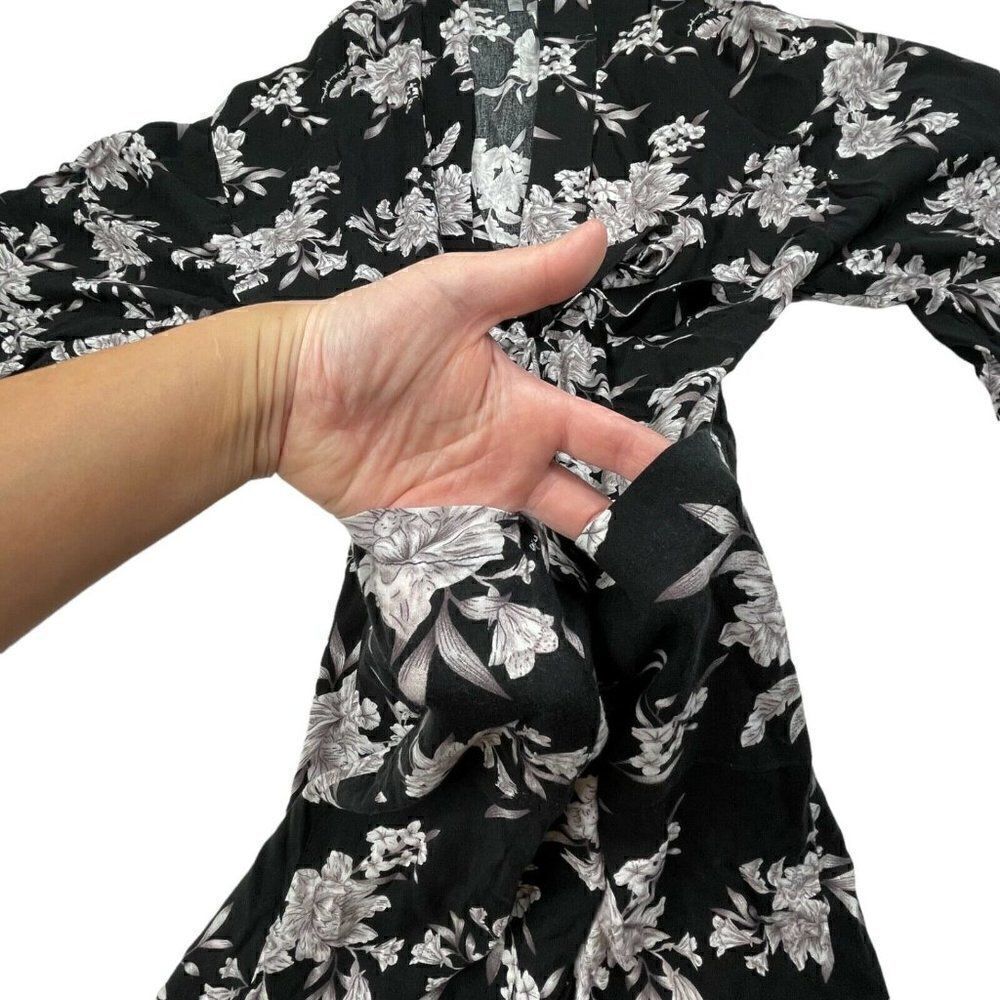 Spiritual Gangster Black Floral Kimono Tie Duster/Robe - Picture 7 of 10